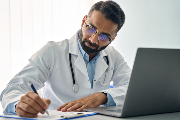 Médecins : guides retraite CARMF